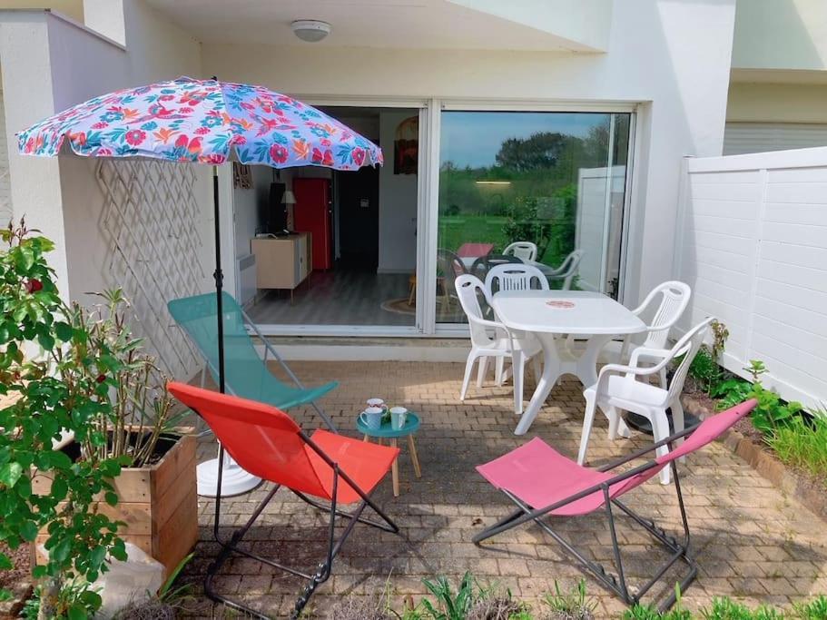 Au Ti Menhir * 2 A 4 Vacanciers * Piscine * Wifi Carnac Exteriör bild